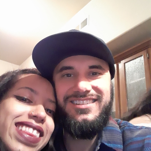 Meet your Posher, Chris - Picture 6 of 16